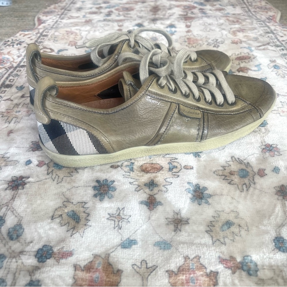 Burberry Low Top Leather Sneakers